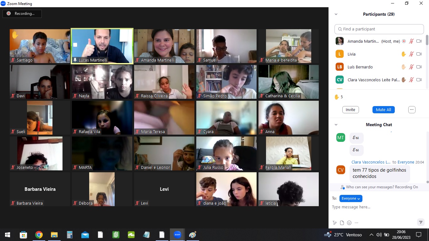 Programa contínuo de educação emocional para crianças de 6-12 anos e suas famílias. Encontros semanais ao vivo via Zoom, para desenvolver autoestima, empatia, autocontrole e muito mais